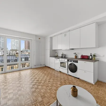 Apartment High-end One-bedroom With Rooftop Views 13